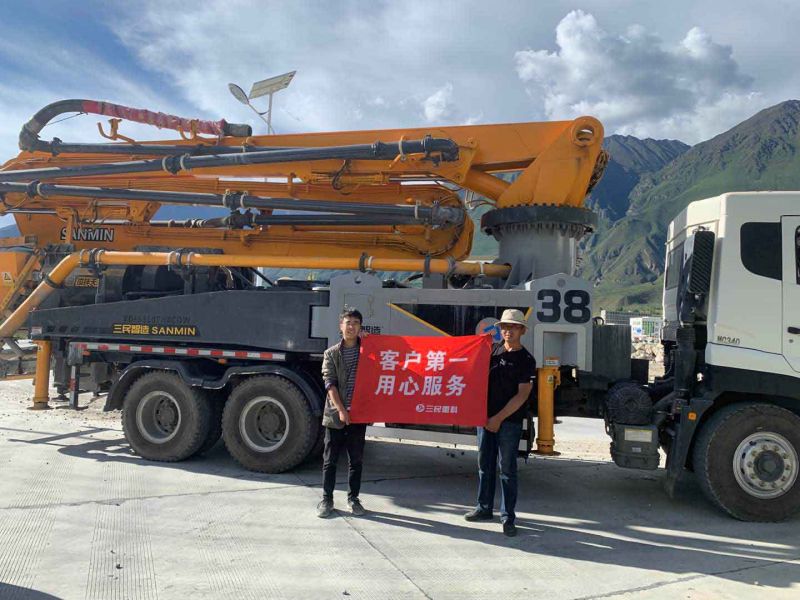 小型混凝土泵车正确预热小窍门